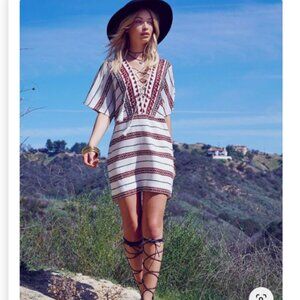 NWT FOREVER 21 Boho Style Lace Up Dress - Size Large